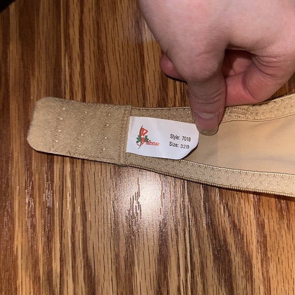 Nude deep plunder bra - Picture 3 of 3